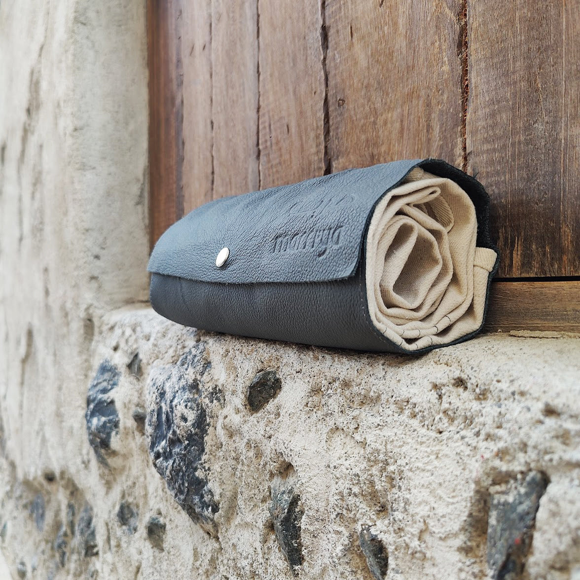 Sa'ad Grey Roll Up Prayer Mat - سجادة صلاة رمادية